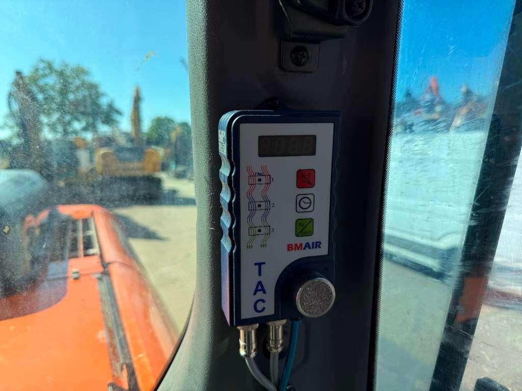 Hitachi ZX210-5B - Hammer Lines / Automatic Greasing Foto 15