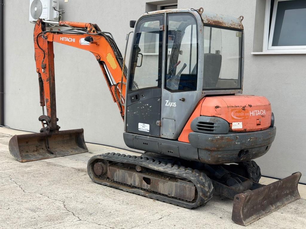 Hitachi ZAXIS 35 Foto 6