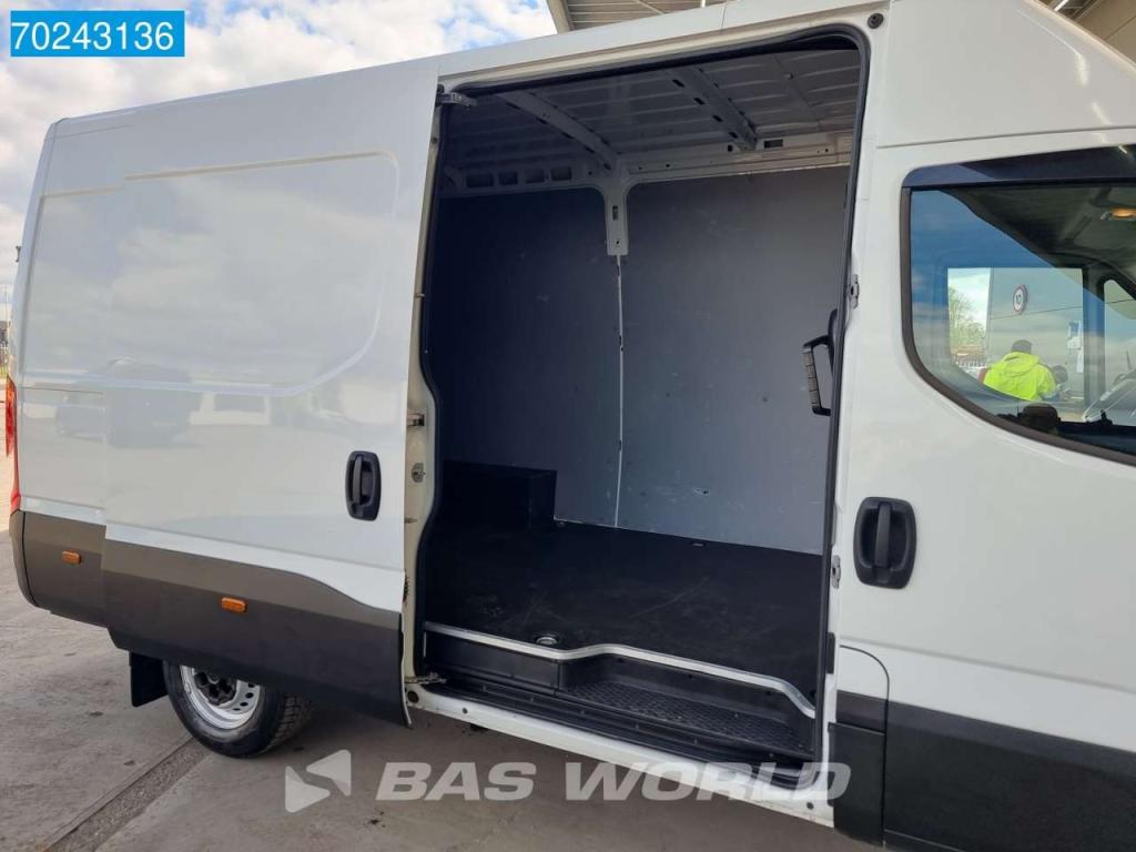 Iveco Daily 35S14 Automaat L2H2 Airco Cruise Standkachel Nwe model 3500kg trekgewicht 12m3 Airco Cruise c Foto 9
