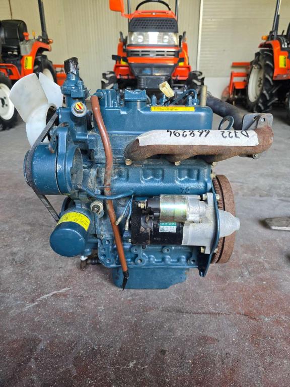 Motori Kubota Yanmar D-722 D-782 D-1105 3TNA68 Foto 1