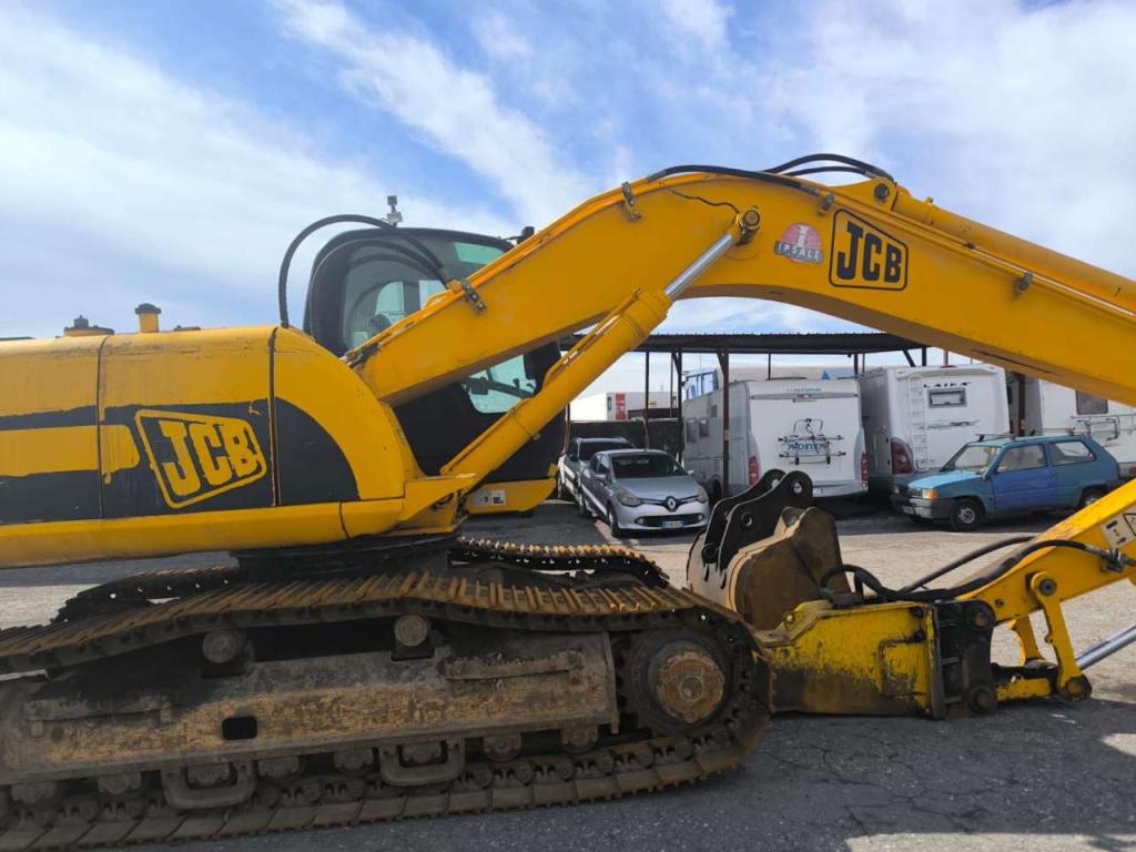 JCB JS235HD Foto 2