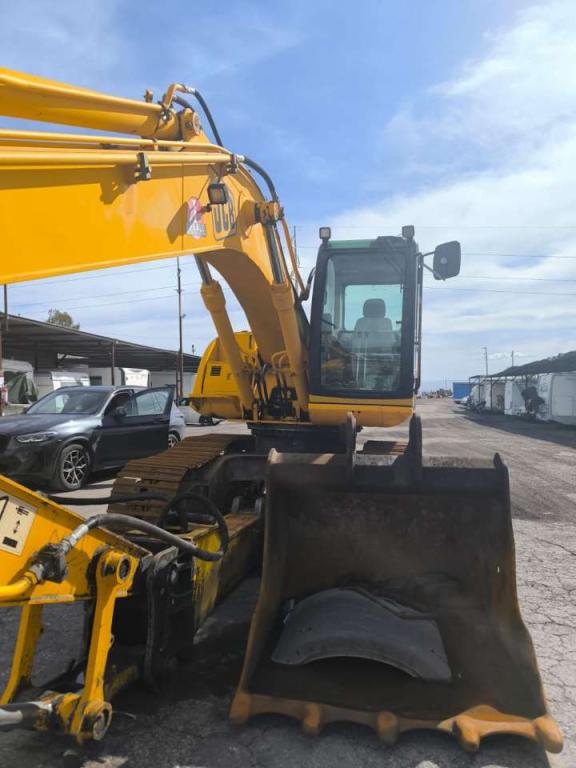 JCB JS235HD Foto 4