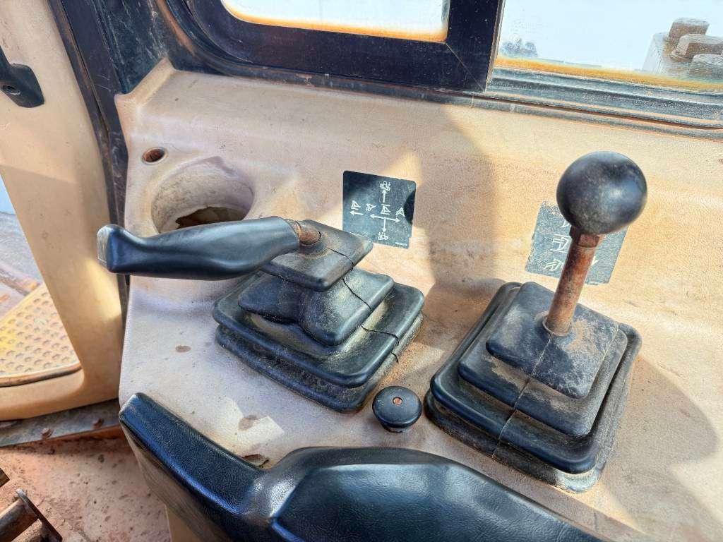 Caterpillar D7R - 3 Tine Ripper / Airco Foto 11