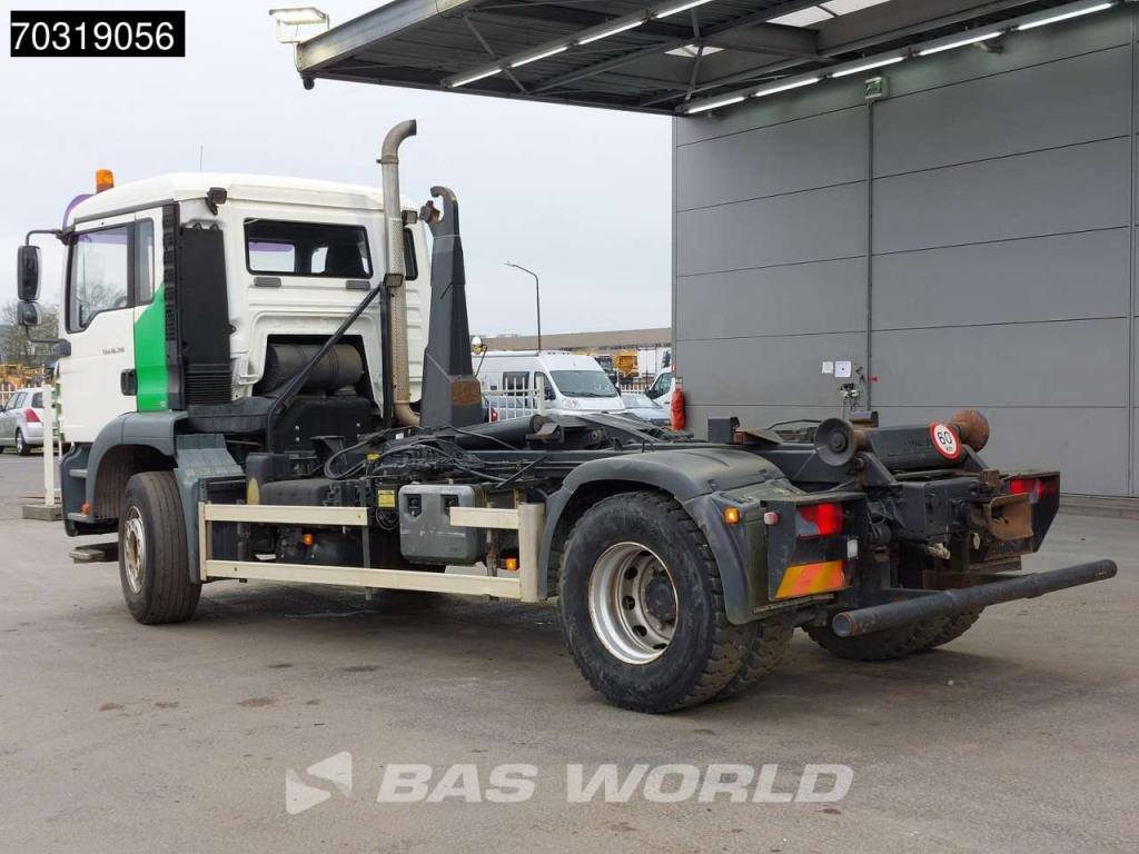Man TGA 18.310 4X2 14 tons hooklift steelsuspension Manual Euro 2 Foto 7