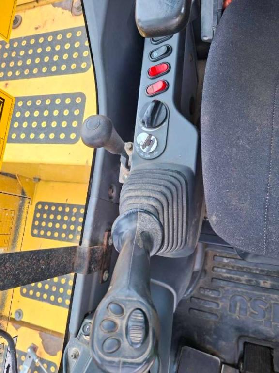 Komatsu PW 118 MR-8 (+ 3 buckets) Foto 16