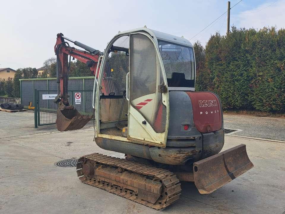 Neuson 3003 RDV Foto 3