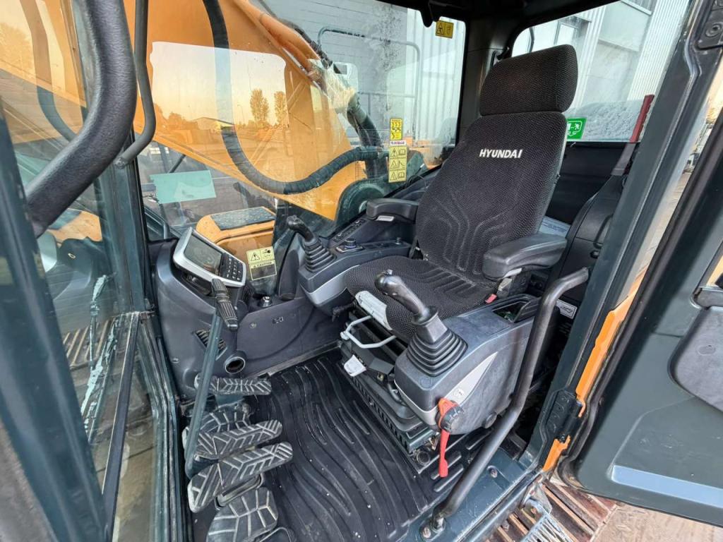 Hyundai HX380L Foto 21