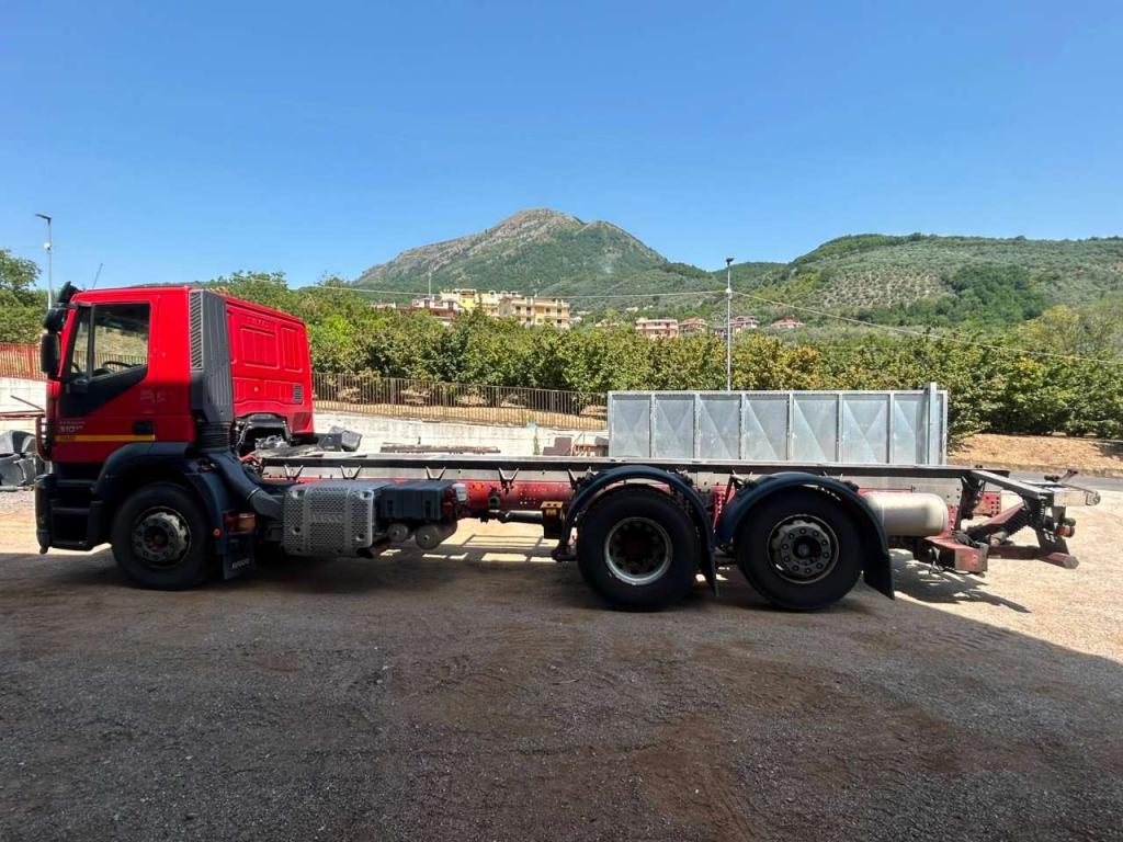 Iveco STRALIS HI-STREET 260S31 Foto 6