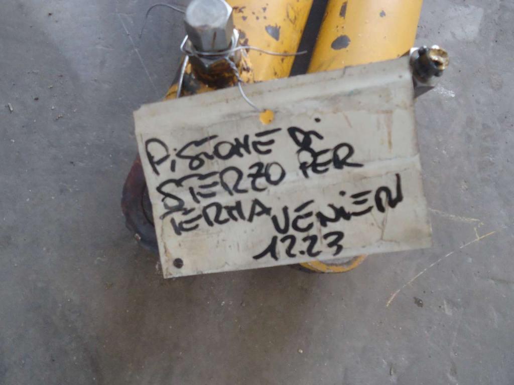 Pistone di sterzo per Venieri 12.23 Foto 4
