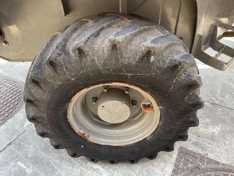 Ausa D 400 AHG Foto 11