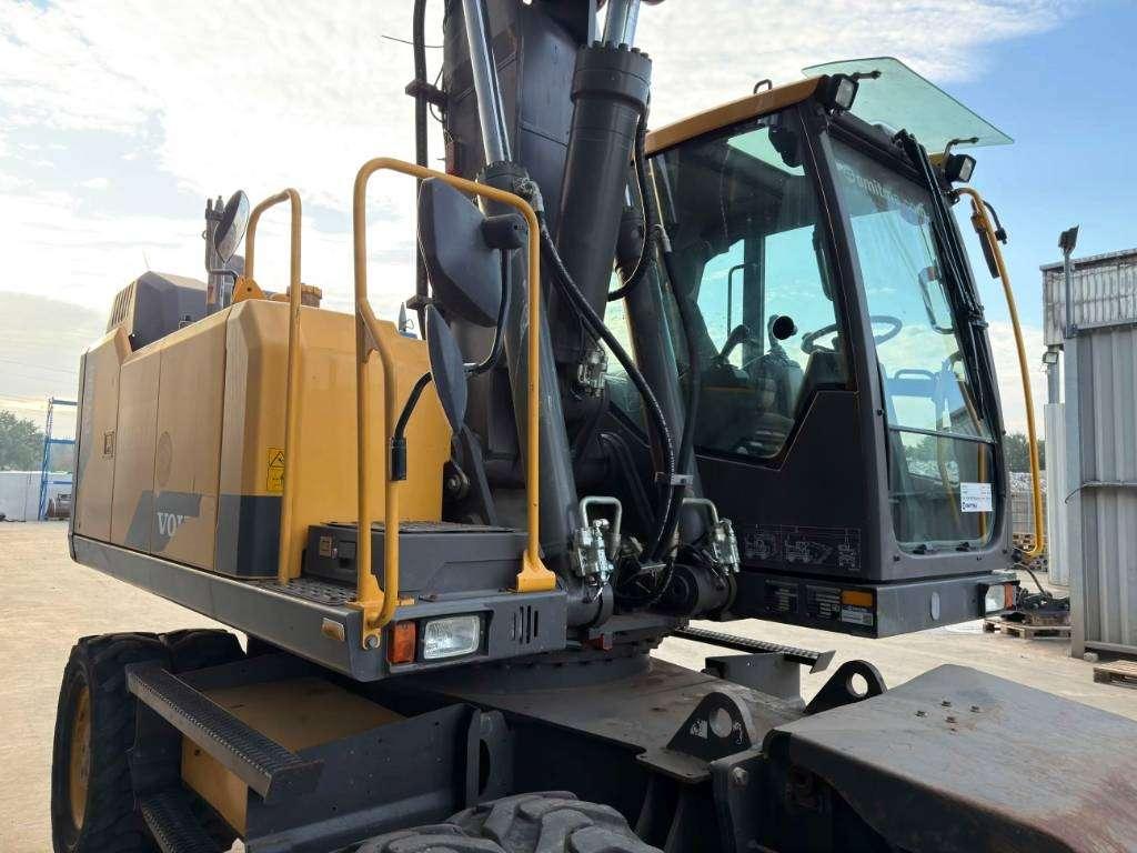 Volvo EW180E Foto 11