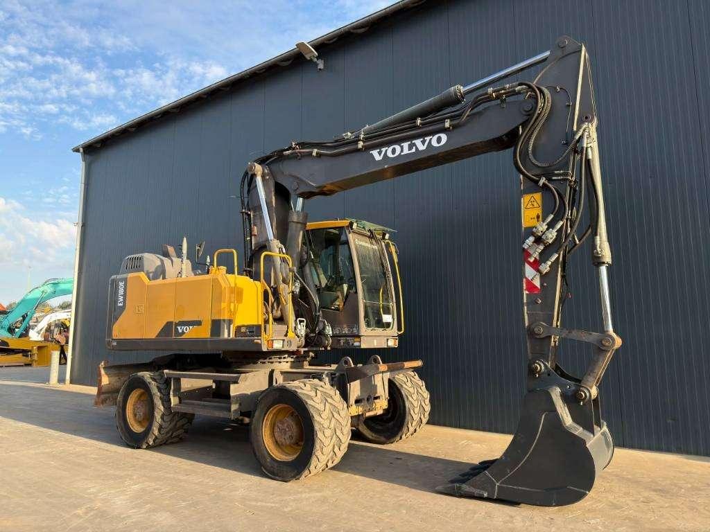 Volvo EW180E Foto 3