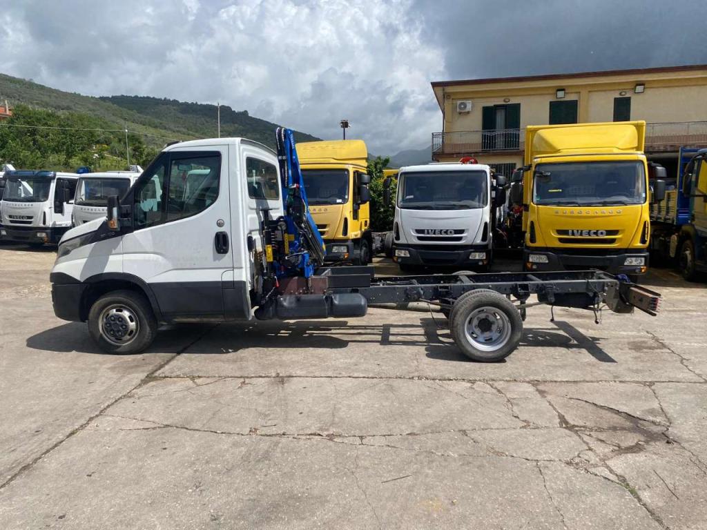 Iveco DAILY 35C15 Foto 9