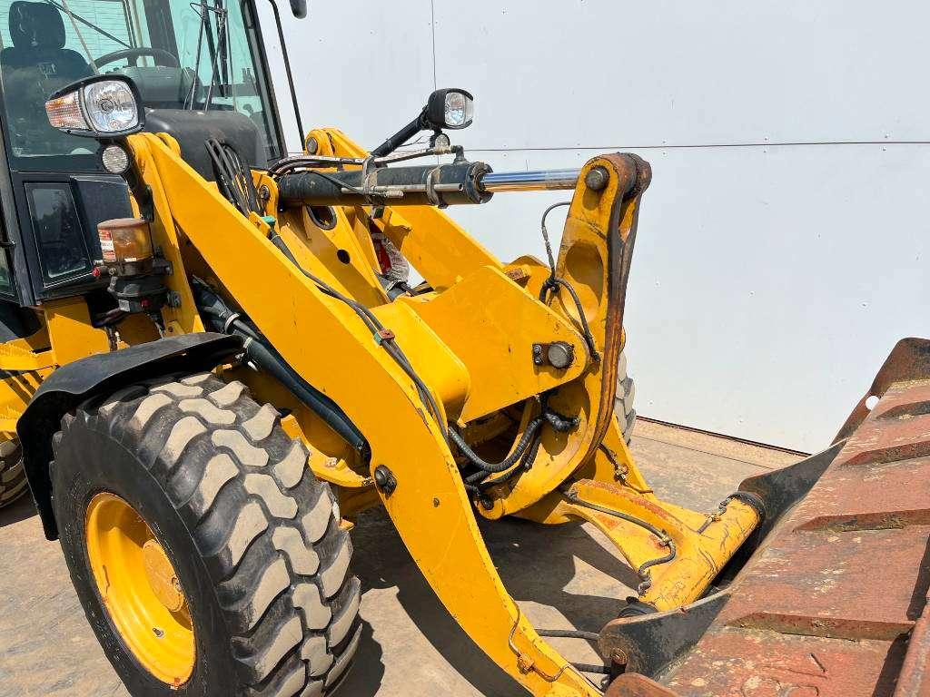 Caterpillar 908M - Quick Coupler / Automatic Greasing Foto 18