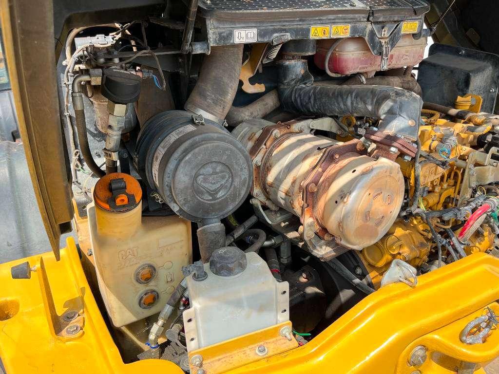 Caterpillar 908M - Quick Coupler / Automatic Greasing Foto 26