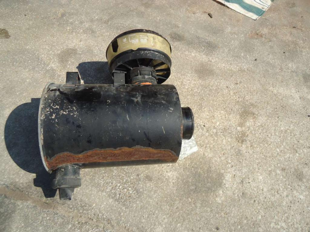 Supporto filtro aria per Fiat Kobelco 235 Foto 3