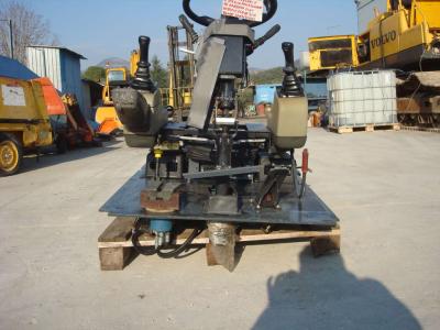 Sottocabina con servocomandi per Fiat Hitachi 150W3 in vendita da OLM 90 Srl