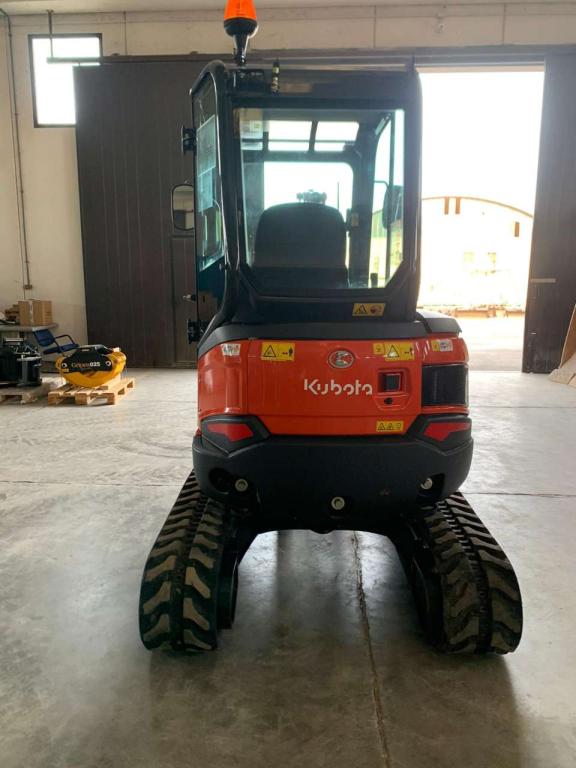 Kubota U27 Foto 10