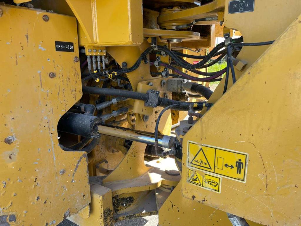 Caterpillar 966M Foto 16