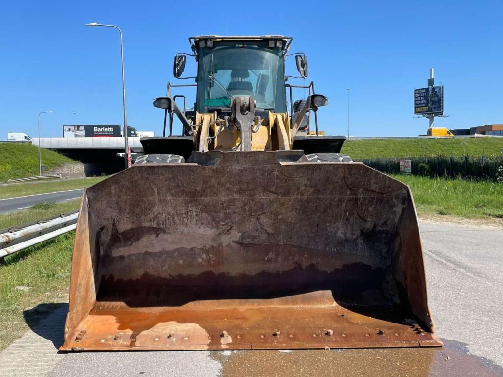 Caterpillar 966M Foto 8