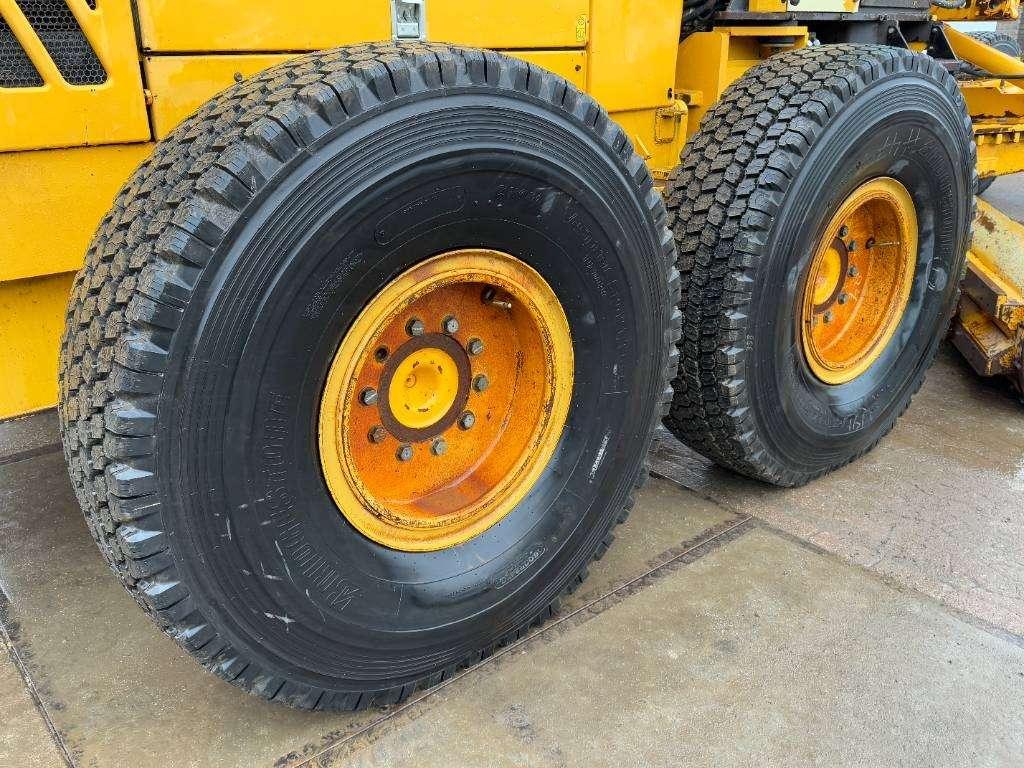 Volvo G990 - 4.85m Blade / Pushblock / Airco Foto 18