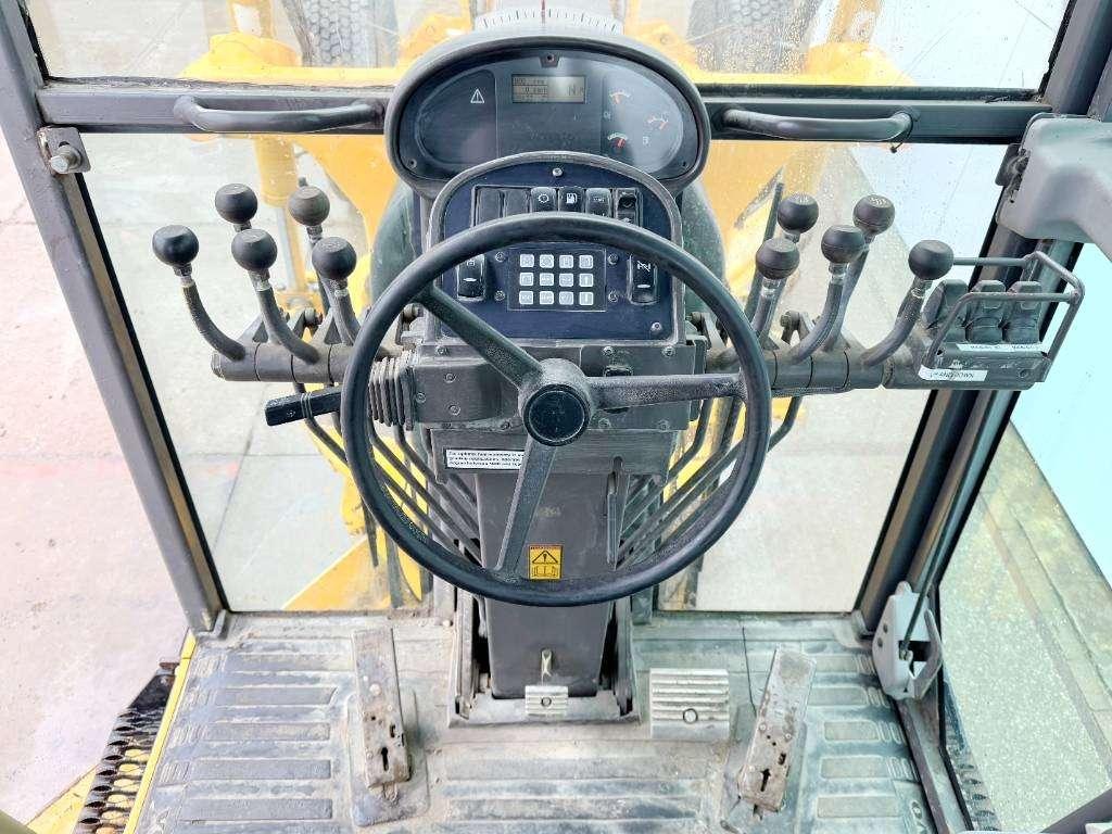Volvo G990 - 4.85m Blade / Pushblock / Airco Foto 7