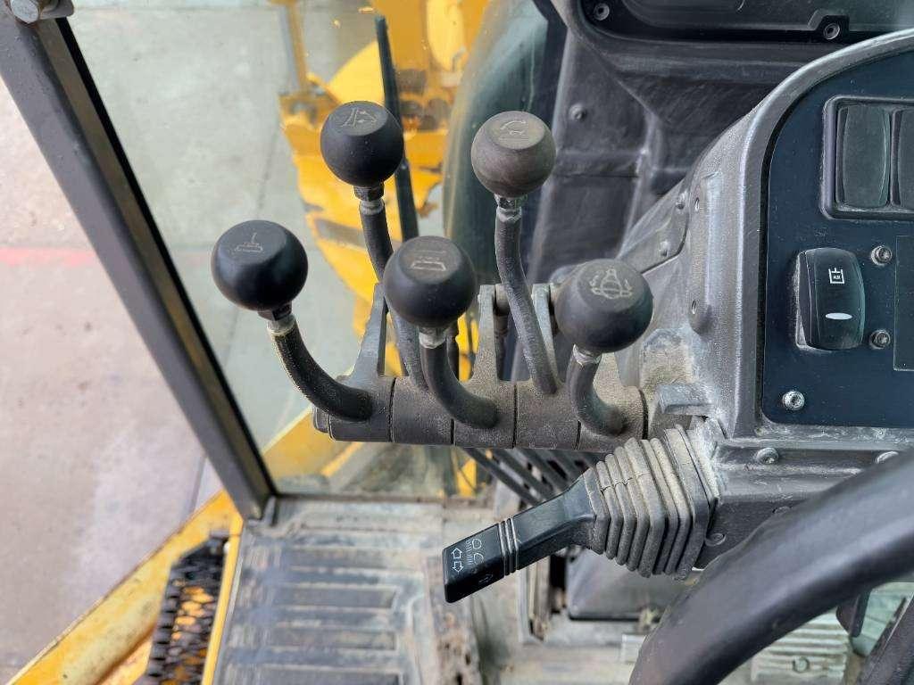 Volvo G990 - 4.85m Blade / Pushblock / Airco Foto 8
