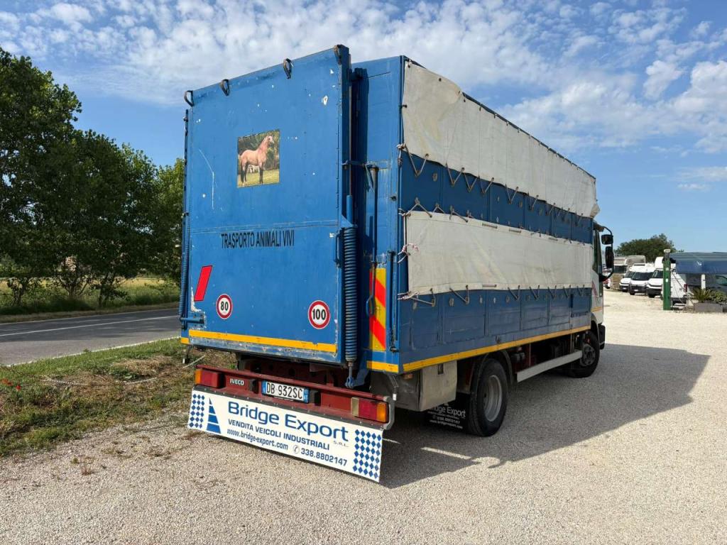 Iveco EUROCARGO 75E12 Foto 10