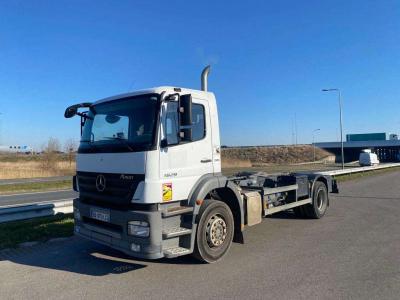 Mercedes-Benz AXOR 1829 4x2 chassis cab in vendita da Big Machinery