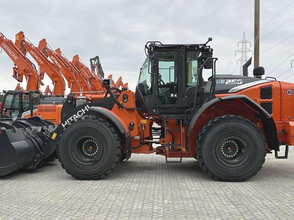 Hitachi ZW250-7 Foto 2