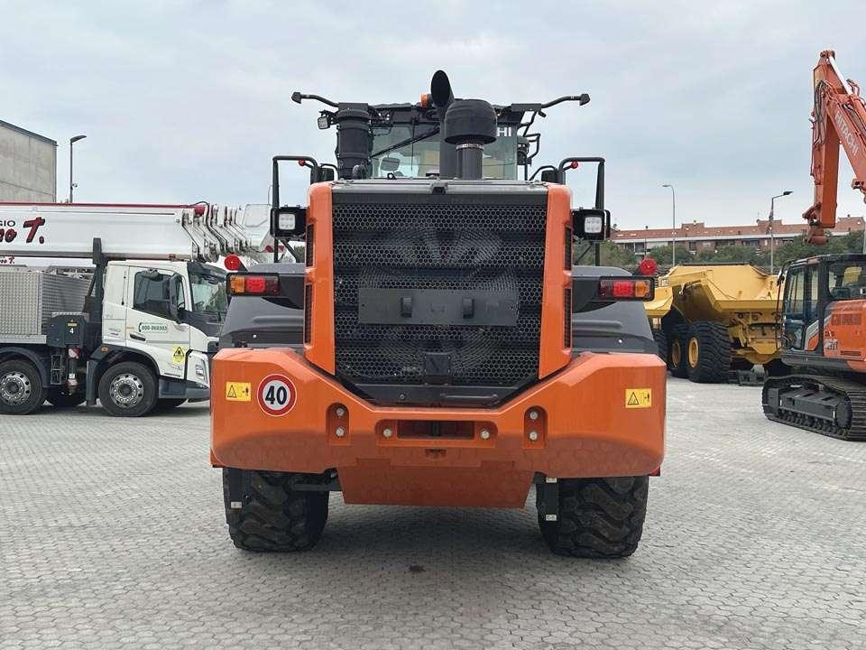 Hitachi ZW250-7 Foto 24