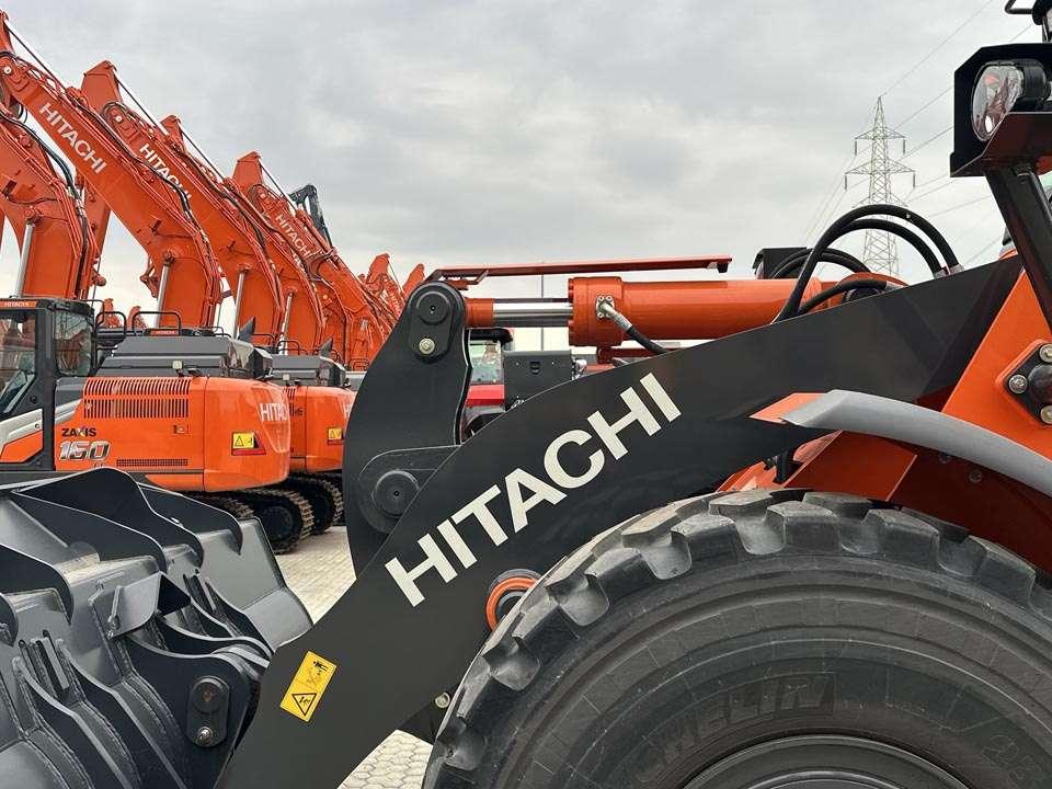 Hitachi ZW250-7 Foto 9