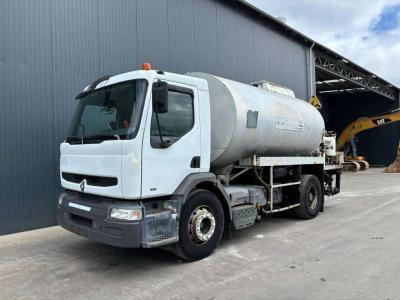 Renault Rincheval - 9.000 Liter in vendita da Smitma B.V.