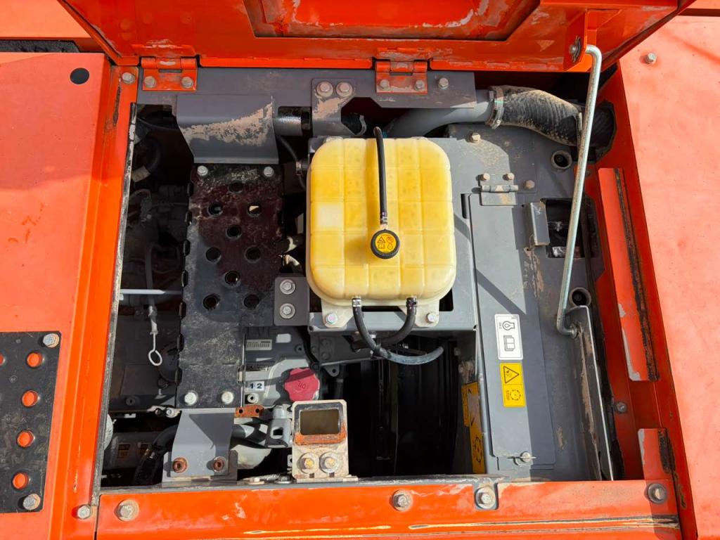 Hitachi ZX225US5LC Foto 30