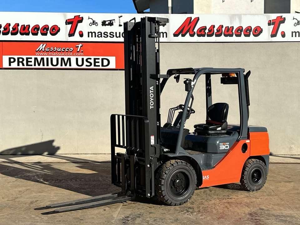 Toyota 52-8FDF30 Foto 1