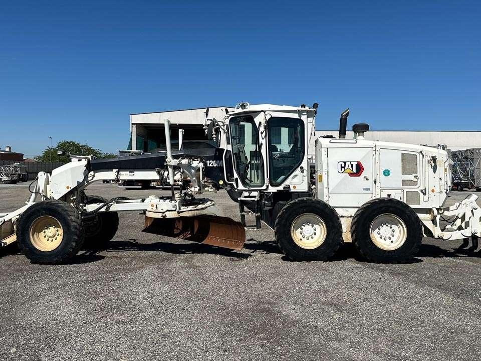 Caterpillar 120M2 Foto 2