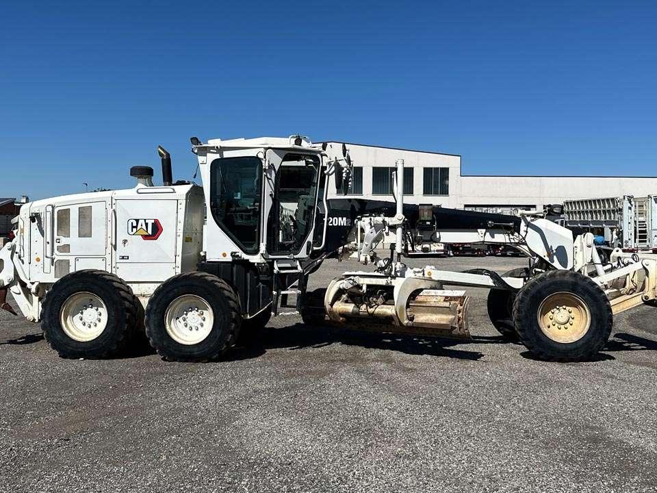 Caterpillar 120M2 Foto 23