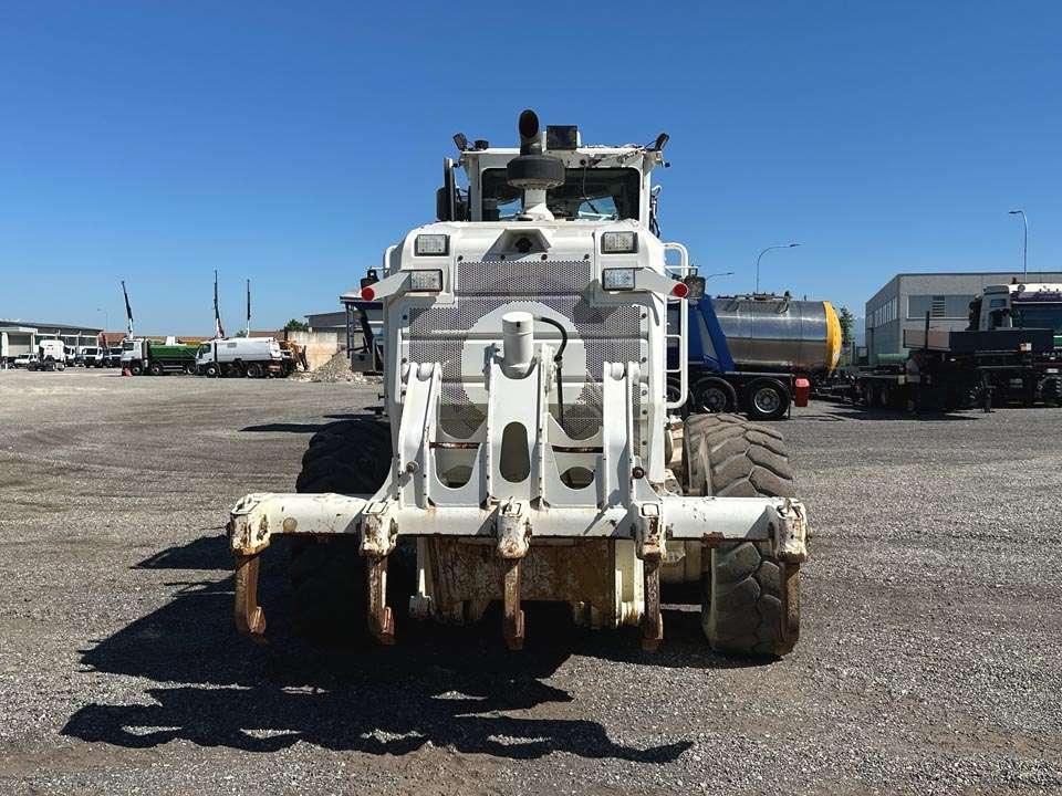 Caterpillar 120M2 Foto 25