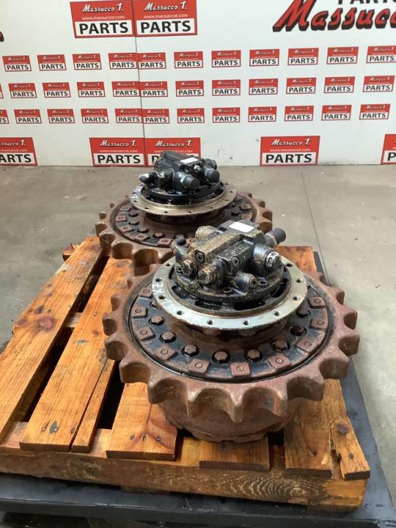 Motore di traslazione per Hitachi ZX 135 US-7 Foto 2