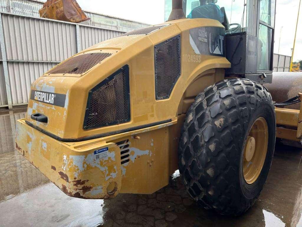 Caterpillar CS74 Foto 5