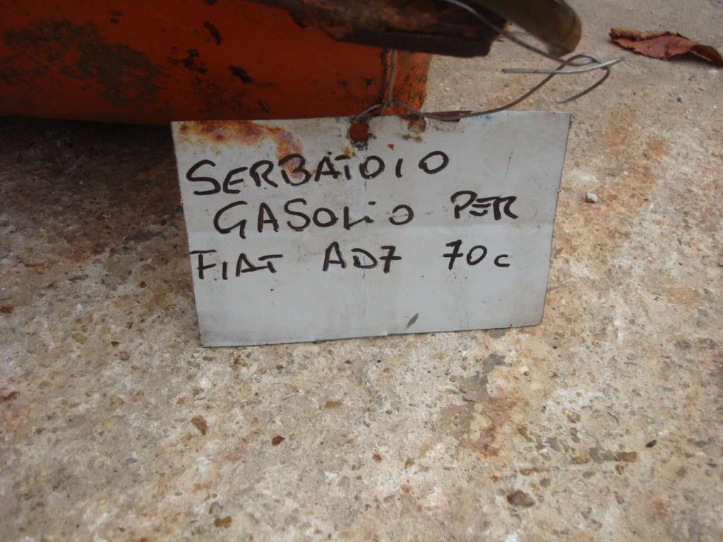 Serbatoio gasolio per Fiat AD7-70C Foto 4