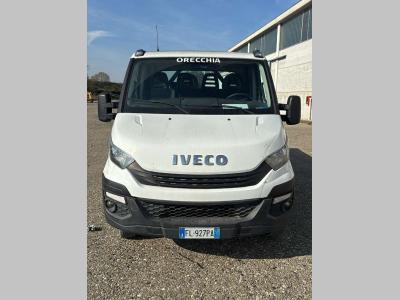 Iveco DAILY 35-120 in vendita da Deal Di Balliu Mentor & c. Sas