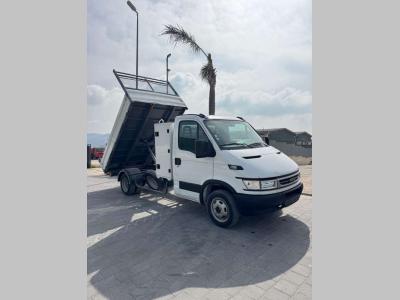Iveco 35C12 in vendita da Omeco Spa
