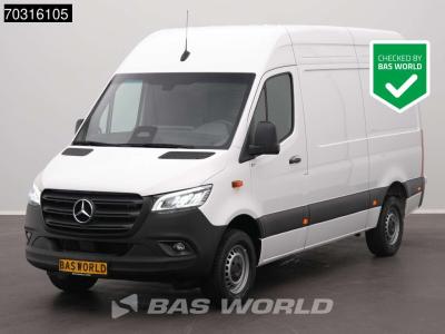 Mercedes-Benz Sprinter 317 CDI Nieuw Model Automaat 170PK L2H2 LED Airco Cruise Camera 10inch MBUX CarPlay Parkee in vendita da BAS World B.V.