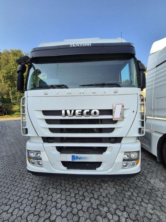 Iveco STRALIS 260S Foto 2
