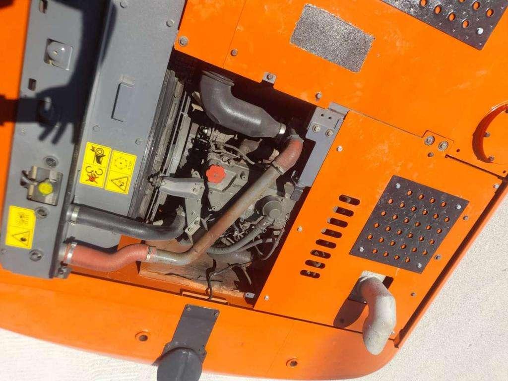 Hitachi ZX210LCN-3 Foto 14