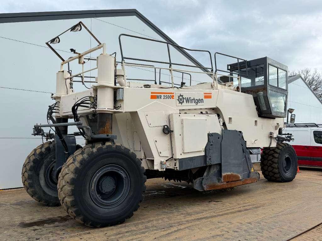 Wirtgen WR2500S - Airco / Backup Camera / US EPA Foto 4
