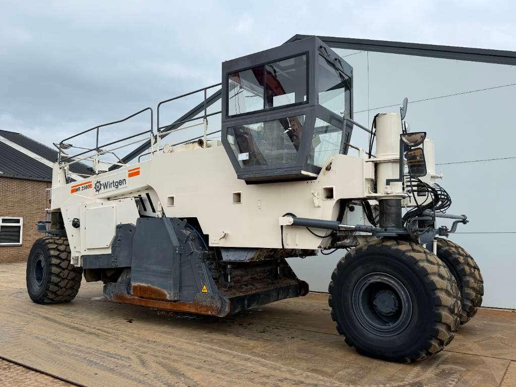 Wirtgen WR2500S - Airco / Backup Camera / US EPA Foto 5