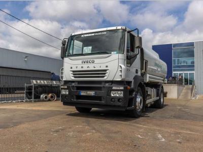 Iveco STRALIS 270 // CITERNE 14.000L+4 COMP in vendita da Braem NV