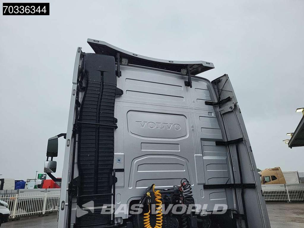 Volvo FH 460 4X2 Globe Alcoa's Leder Foto 11